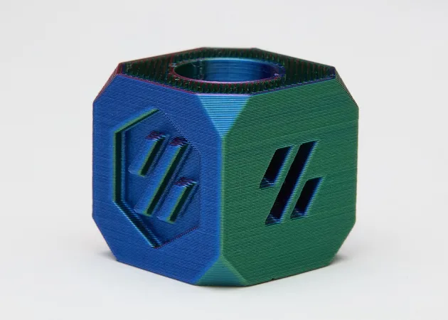 Фото 8 - PLA Silk Red Blue Green Tri-Color Filament ALL3DP 1 kg